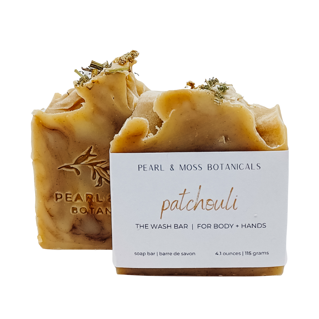 Down to earth, the Patchouli bar is scented with Patchouli essential oil; strong, sweet and musky all at once, this bar is grounding and timeless. A scent for lovers of nature!  Naturally coloured with Rhassoul (Moroccan Lava) Clay and Beet Root powder, the Patchouli bar is filled with unexpected swirls and topped with dainty dried yarrow flowers.