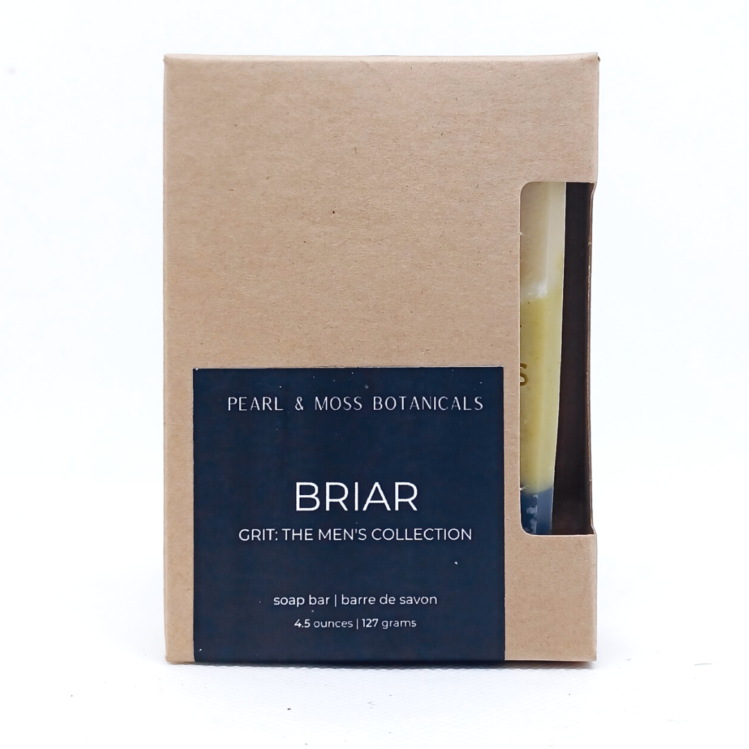 BUY 3 GRIT WASH BARS, GET 15% OFF - AUTOMATICALLY APPLIED AT CHECKOUT!  CEDAR + HO WOOD + SWEET BIRCH + JUNIPER  Fresh as a forest floor, the Briar bar is bright, sweet, and refreshing. With cool notes of cedar and sweet birch, this bar smells clean and crisp.